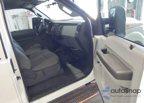 2012 Ford F-250 Xl z USA, uszkodzony, nr VIN 1FT7X2B62CEC58695